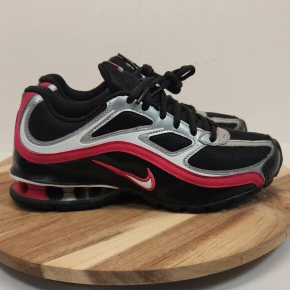 Nike Reax Run 5 Women's SIZE 7 Black Pink - Picture 1 of 10